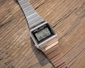 LQ080V3DG01